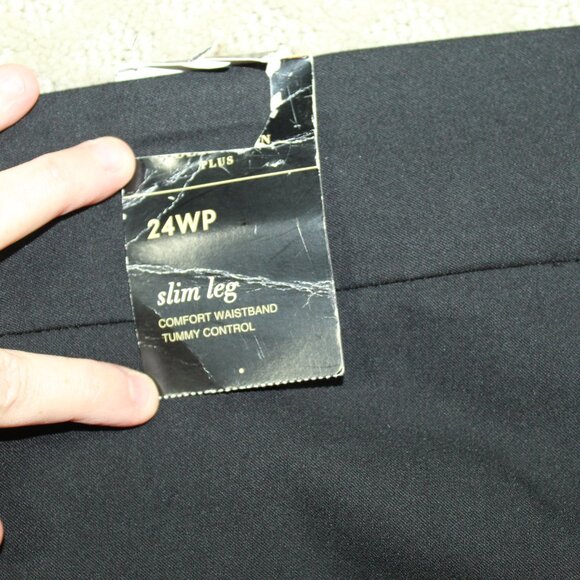 JM Collection Black Dress Pull On Rivet Pants Slim Leg Size 24WP Plus Petite NWT - Picture 4 of 8